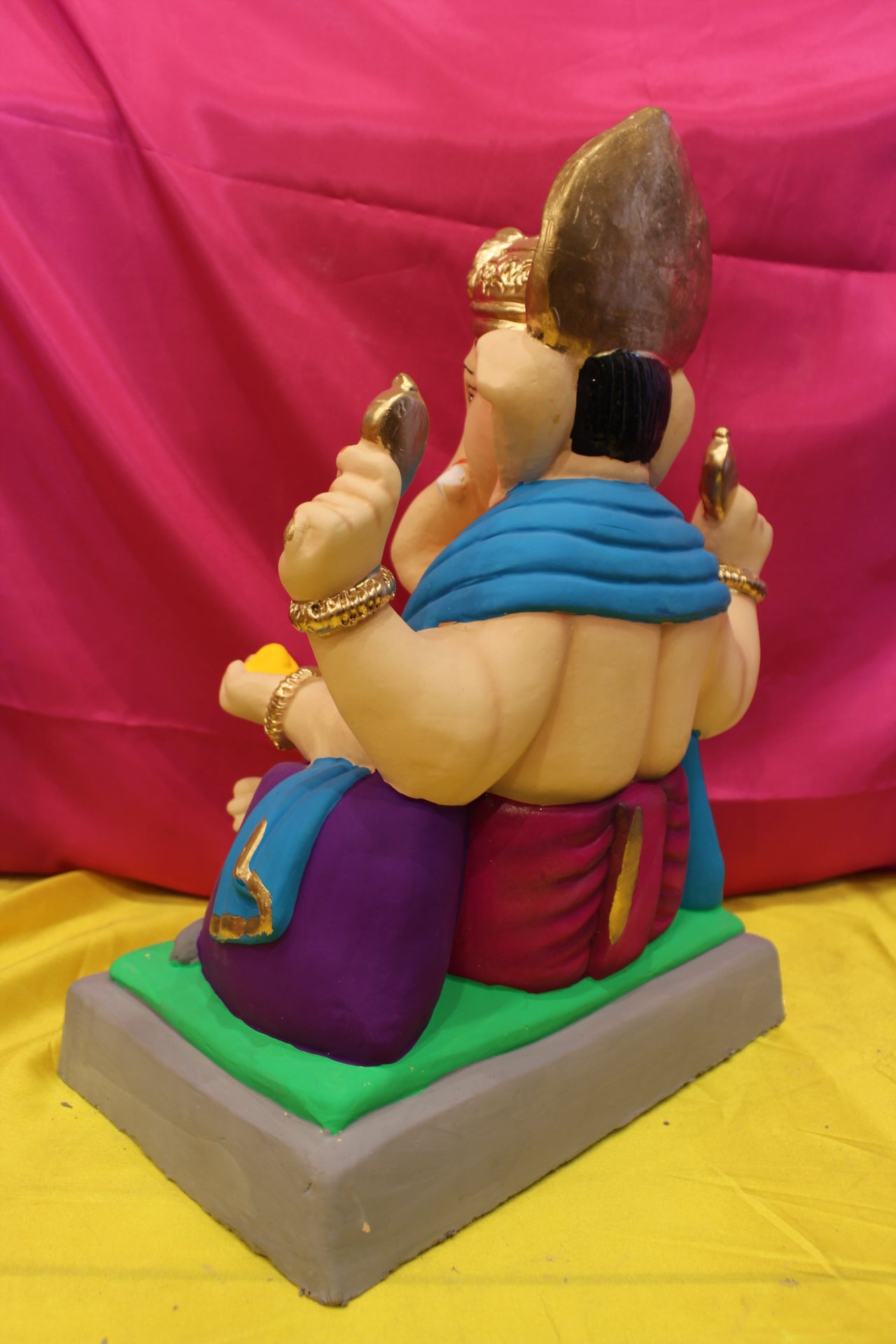 Eco-Friendly Ganesh Visarjan Idol – Magenta Dhoti & Blue Khes, Gold Mukut, ~18 inch