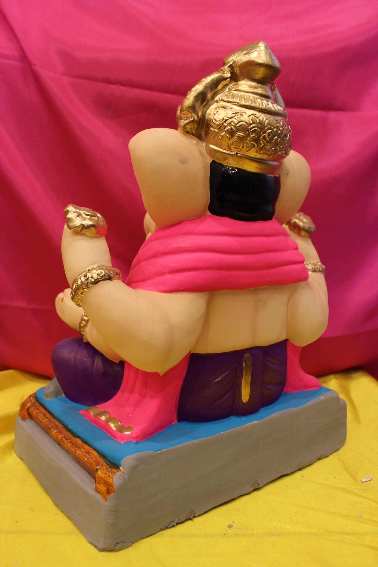 Eco-Friendly Ganesh Visarjan Idol – Pink Khes & Purple Dhoti, Gold Fan Mukut, ~18 inch