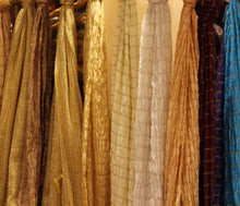 Load image into Gallery viewer, Men's Silk Crush Dupatta - Stole Chunni For Sherwani - Non Stretch size 26 x 250 cm - Stretched size 44 x 250 cm