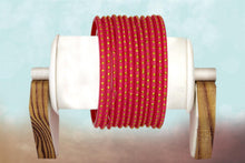 Load image into Gallery viewer, Indian Glass Bangles Set Dot Pattern Bollywood Style Wedding Favour