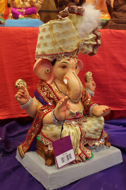 Eco-Friendly Ganesh Visarjan idol, Full Safa Set Ivory & Red, close-up