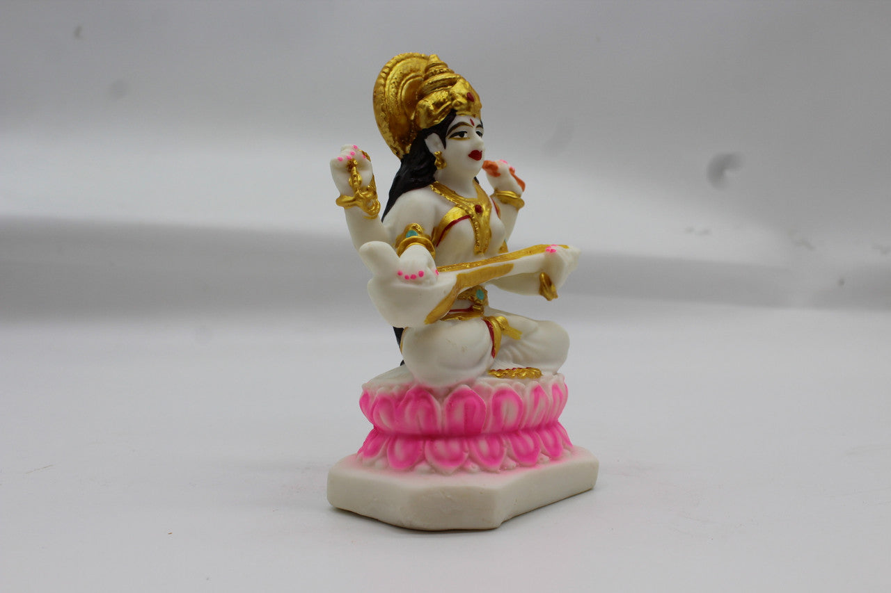 Saraswati resin/fibre statue, 1002