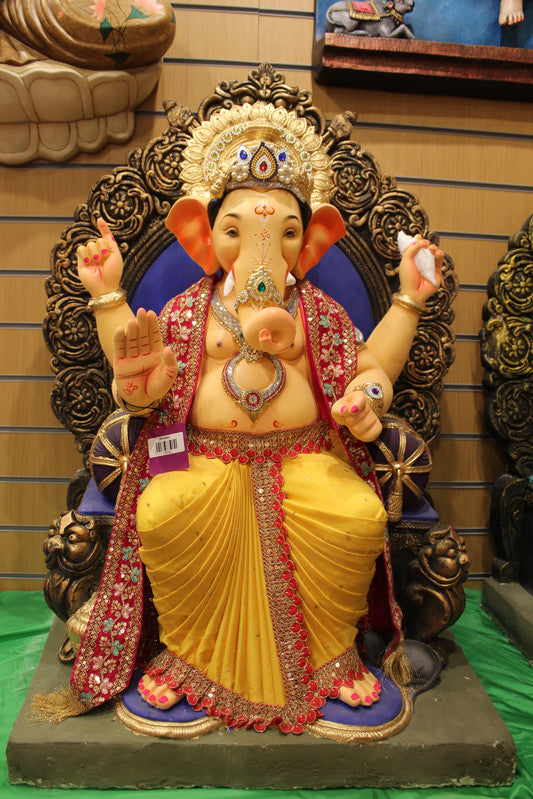 POP Ganesh Visarjan idol, Yellow variant, close-up