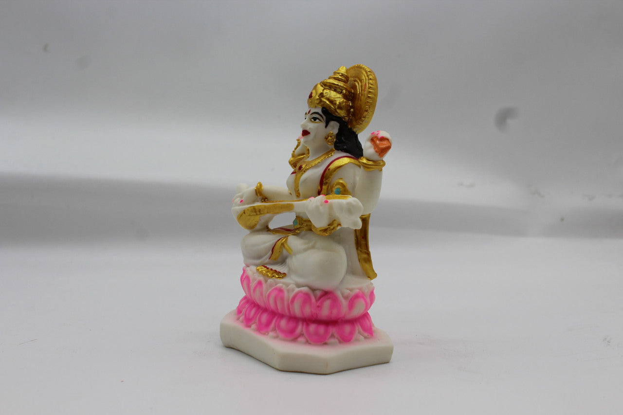 Saraswati resin/fibre statue, 1002