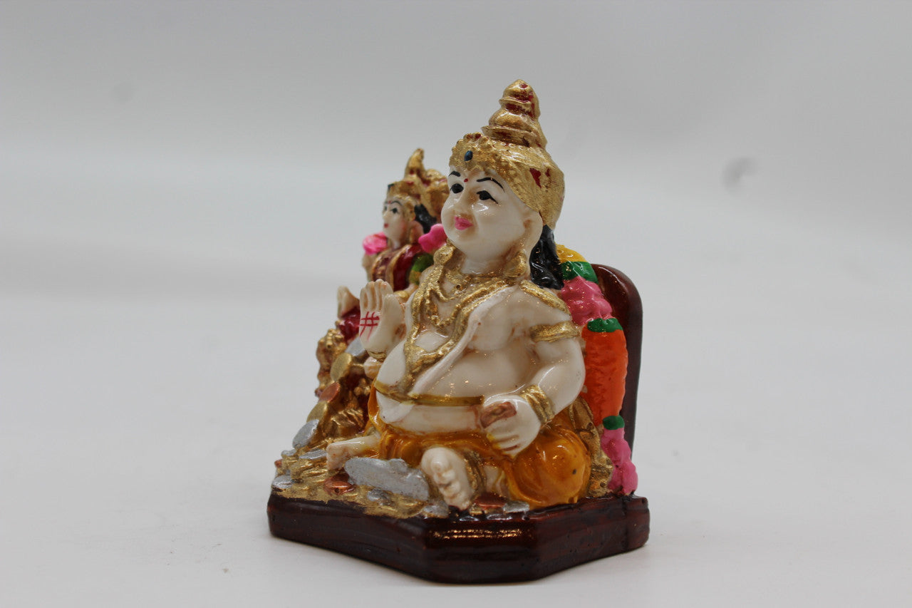 Kuber-Laxmi resin statue, 1063