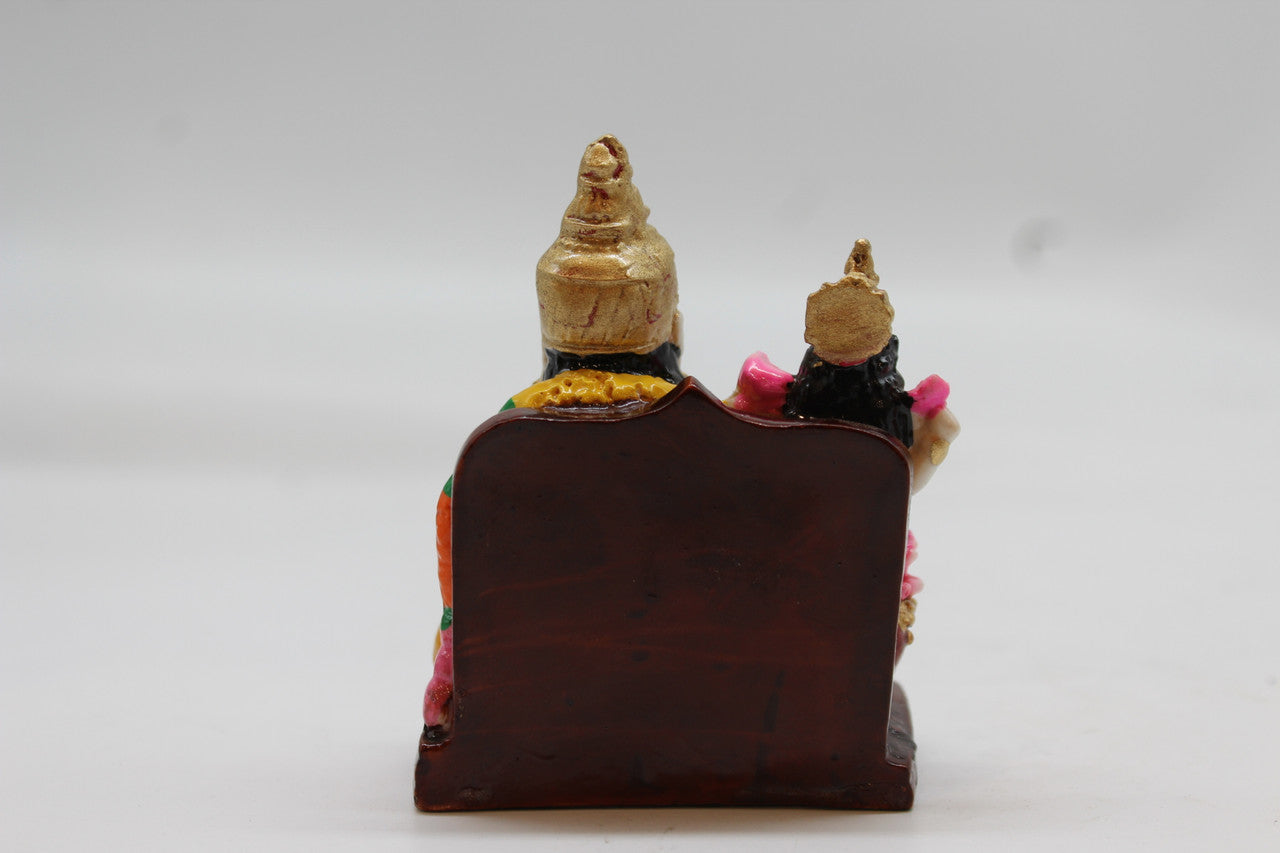 Kuber-Laxmi resin statue, 1063
