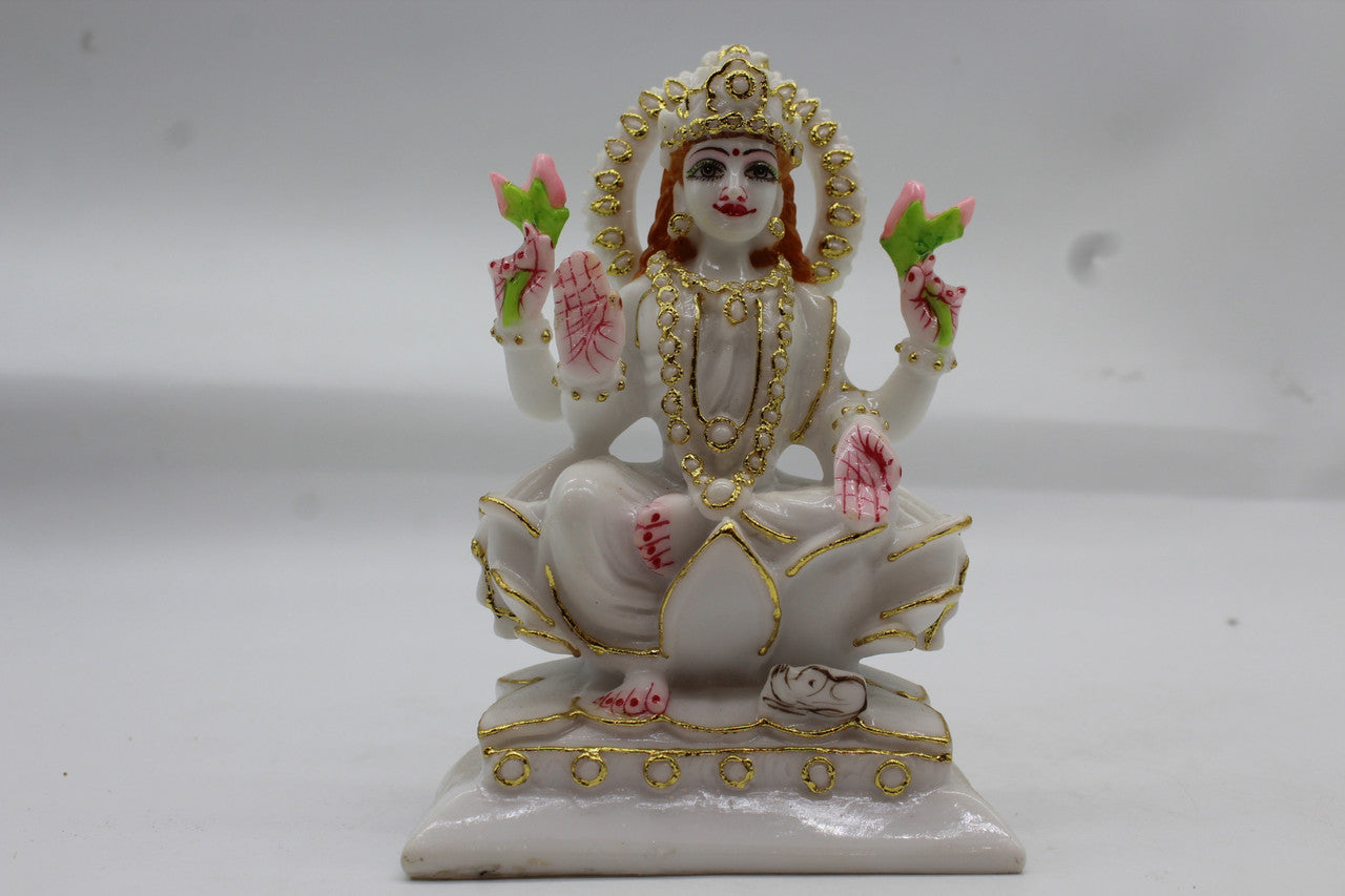 Laxmi marble statue, 1033