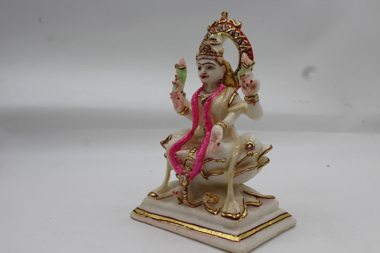 Laxmi marble statue, 1034