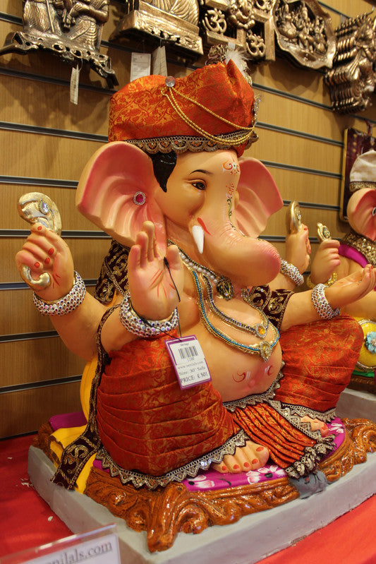 Eco-Friendly Ganesh Idol - Orange Safa & Pink Cushion, close-up