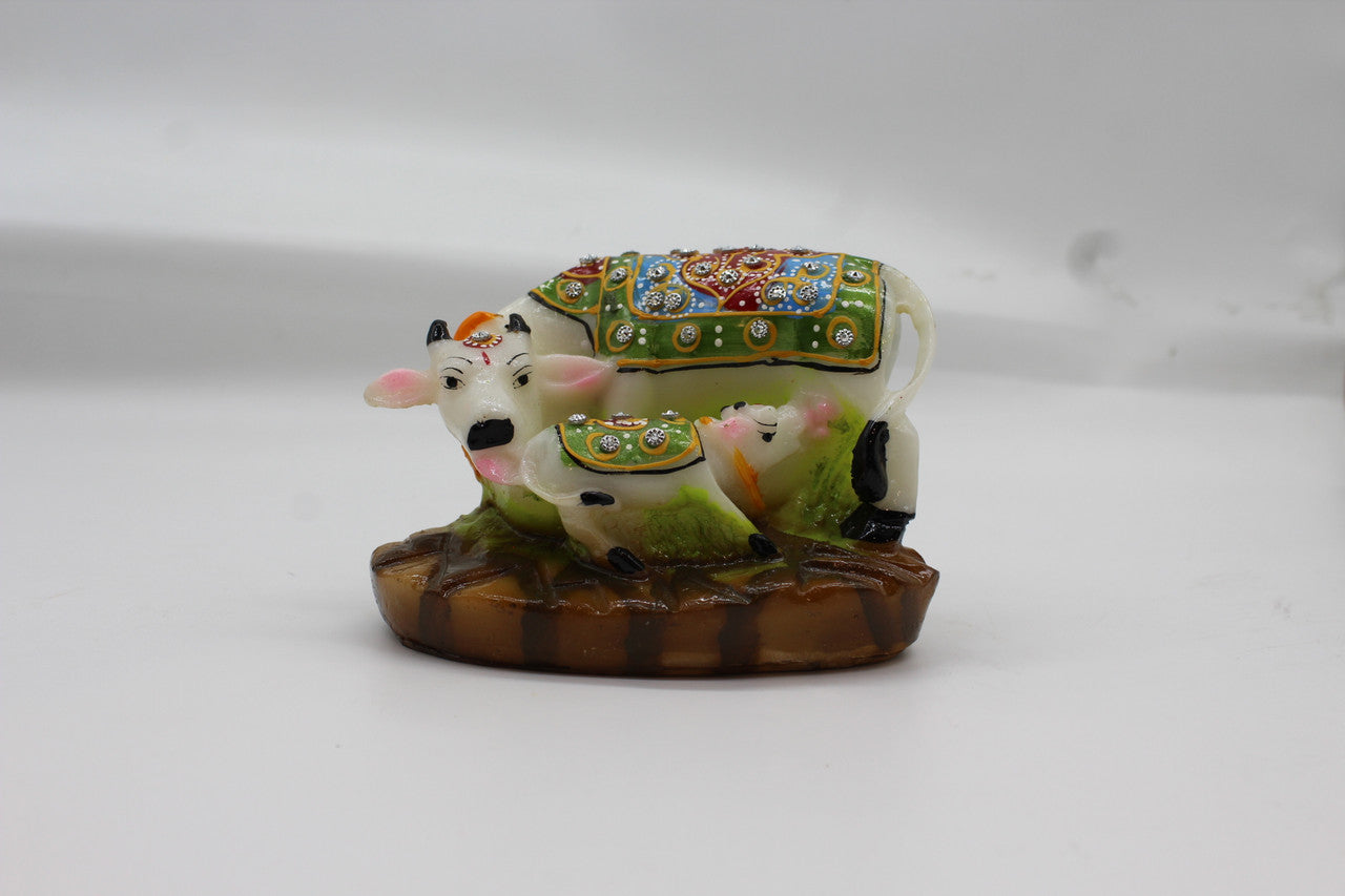 Kamdhenu resin/fibre statue, 1010