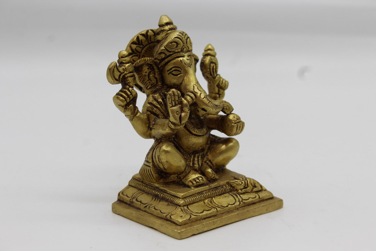 Ganesh brass statue, 1012