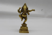 Load image into Gallery viewer, Ganesh brass statue, 1014