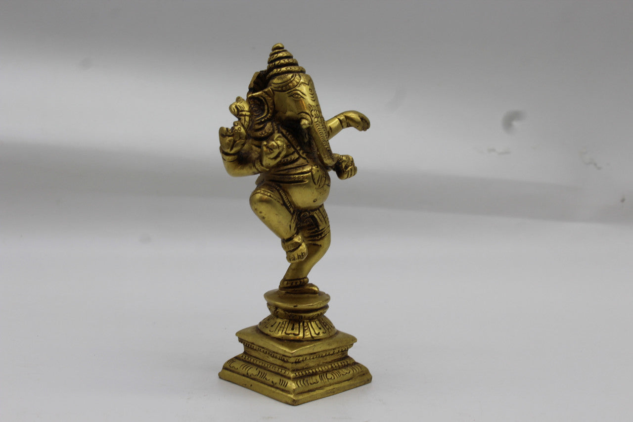 Ganesh brass statue, 1014