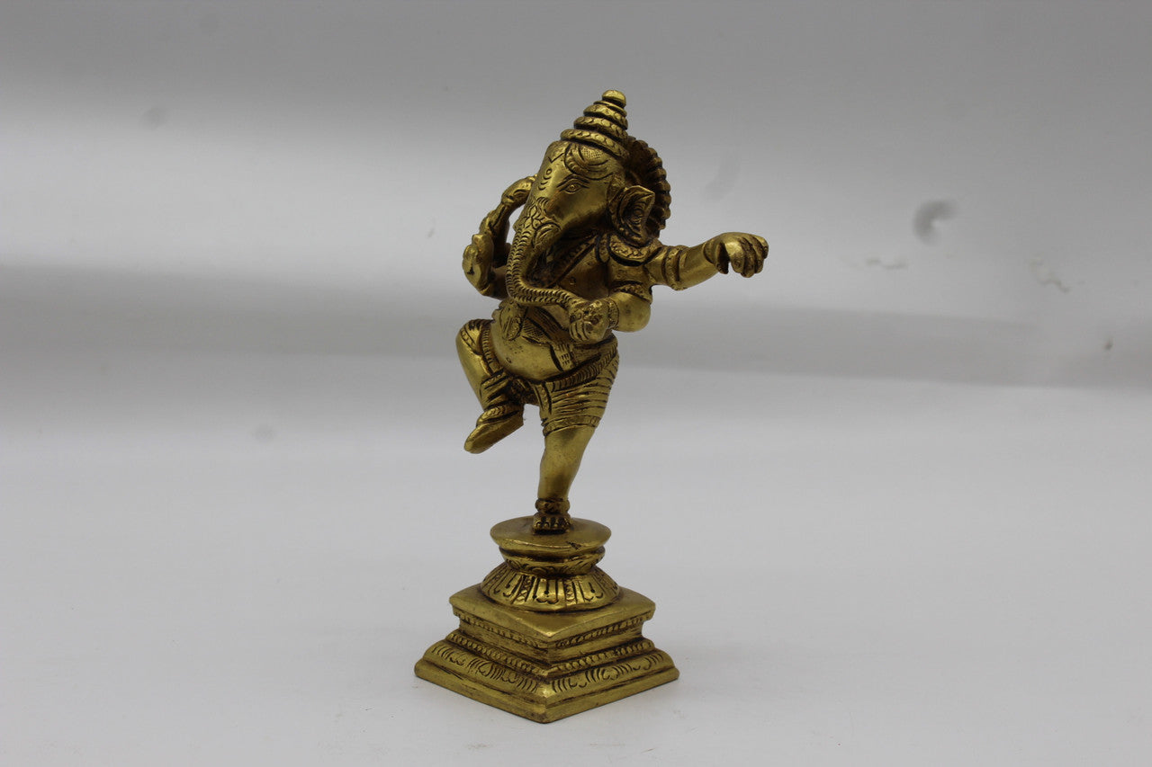 Ganesh brass statue, 1014