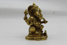 Load image into Gallery viewer, Ganesh brass statue, 1015
