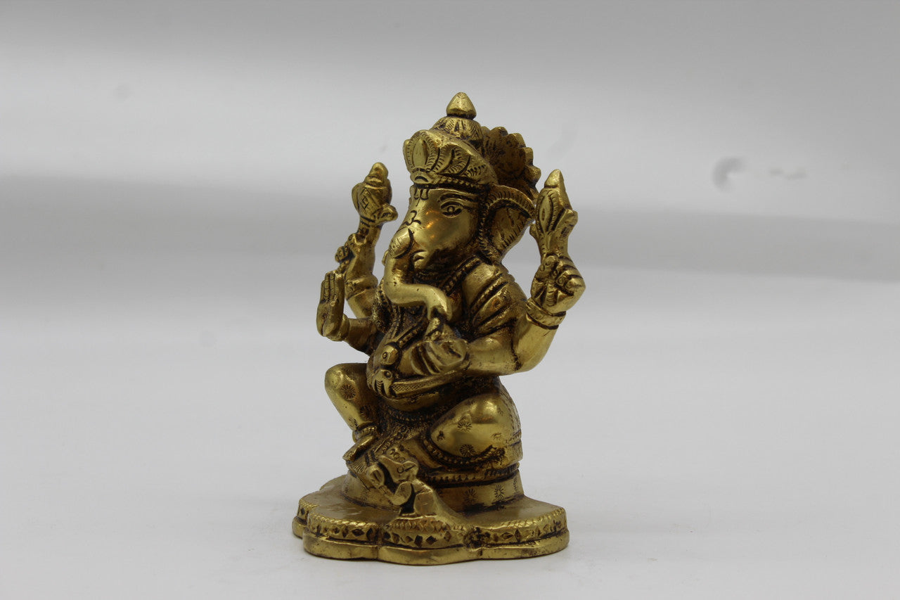 Ganesh brass statue, 1015