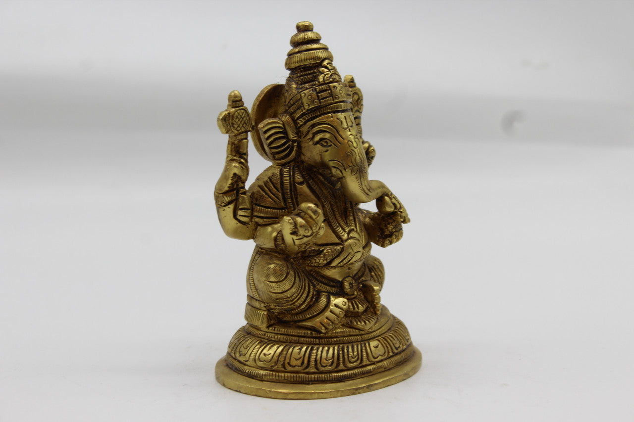 Ganesh brass statue, 1016