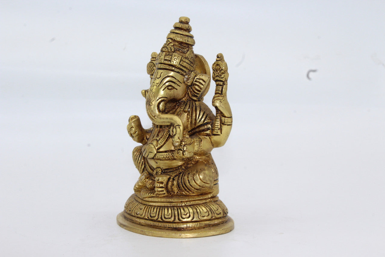 Ganesh brass statue, 1016