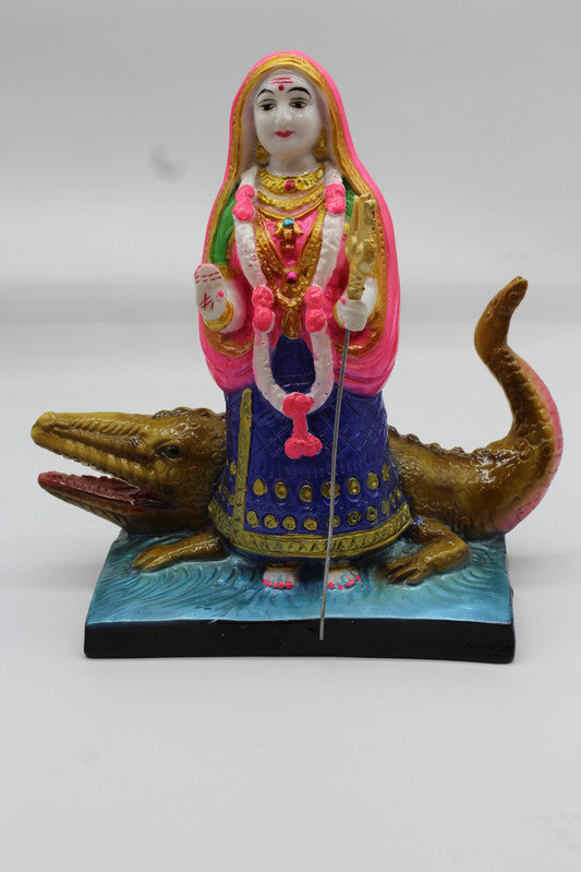 Khodiyar Maa statue, 1047
