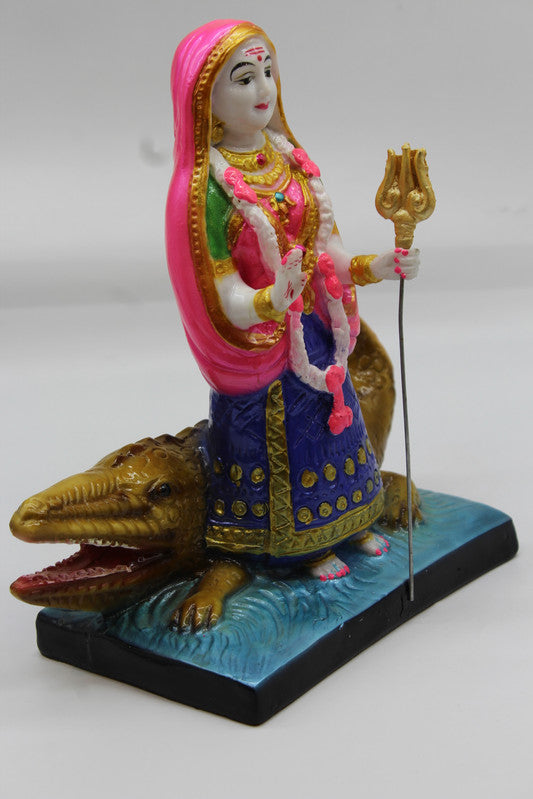 Khodiyar Maa statue, 1047