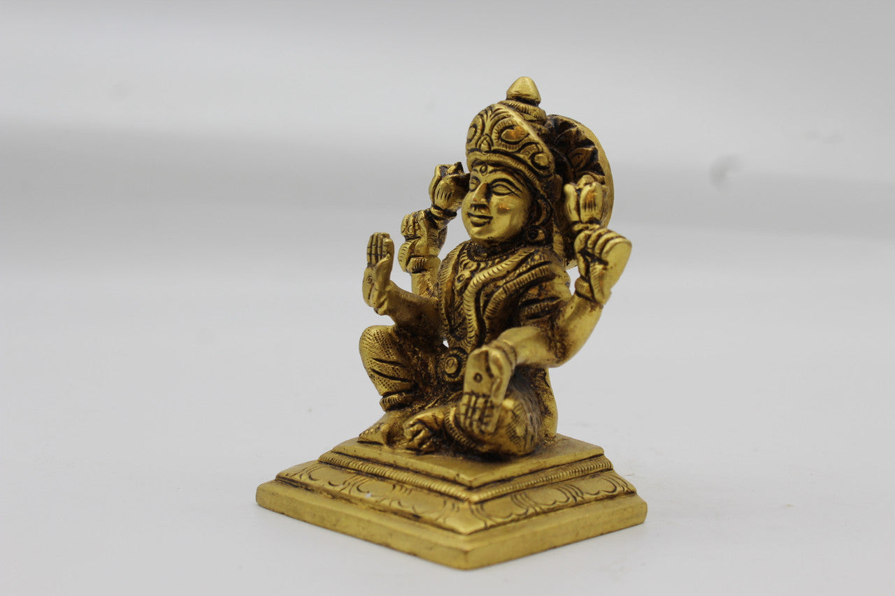 Laxmi brass statue, 1020