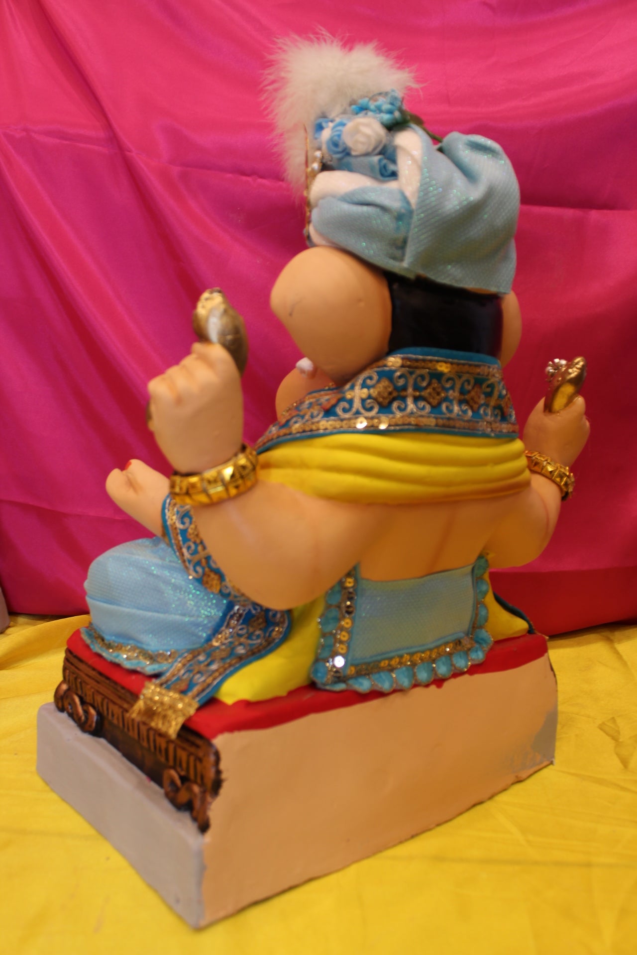Eco-Friendly Ganesh Visarjan Idol – Full Safa Set, Powder Blue & Gold with Rose Safa, ~18 inch