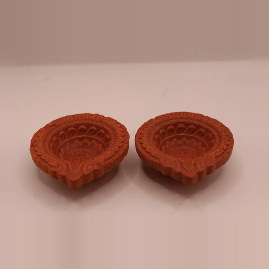 Single face round clay diya, pack of 2