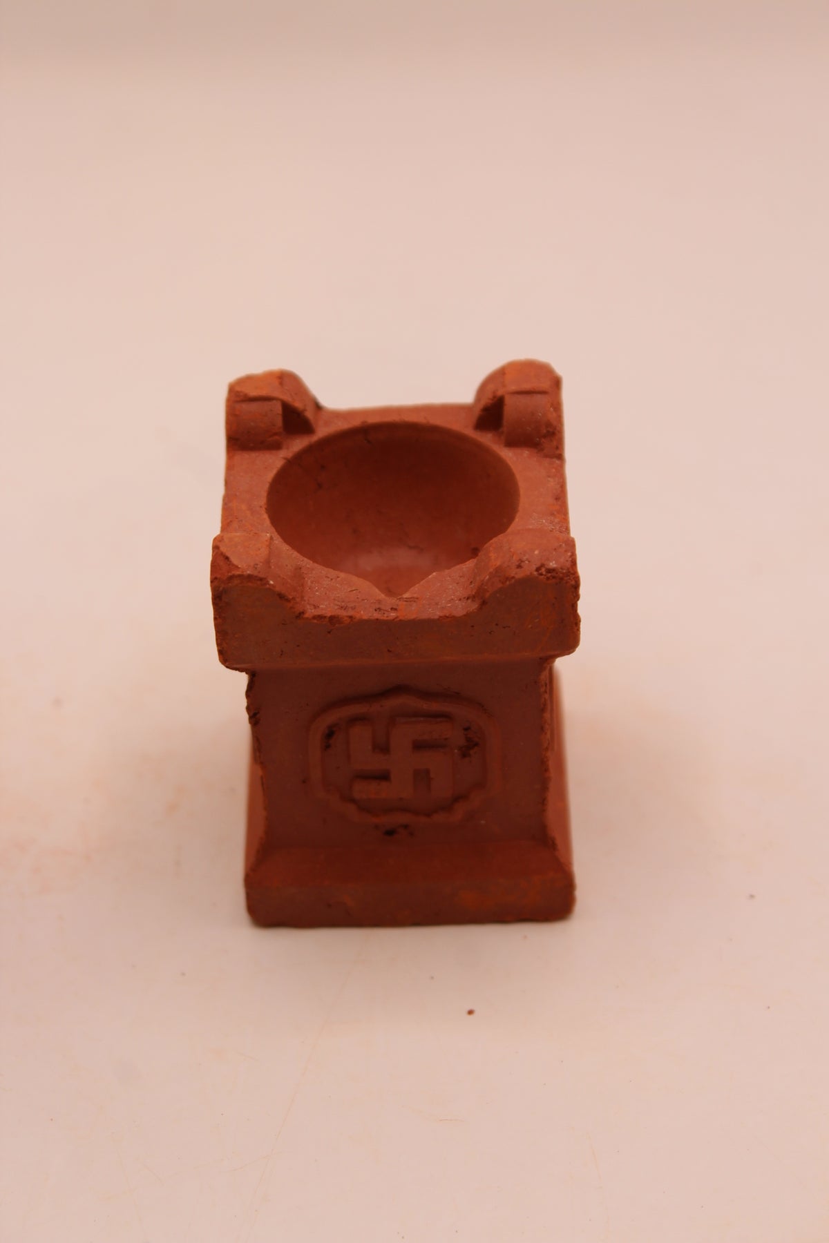 Tulsi Kyara Style clay diya, above