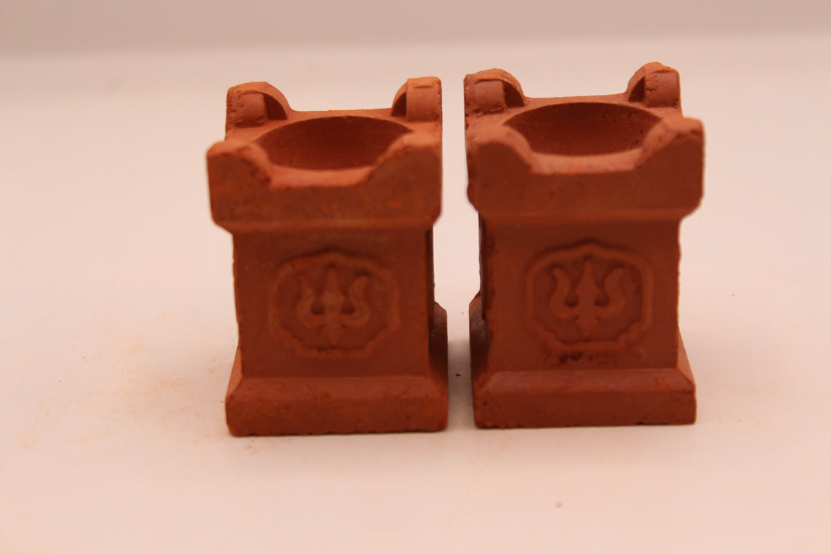 Tulsi Kyara Style clay diya, left