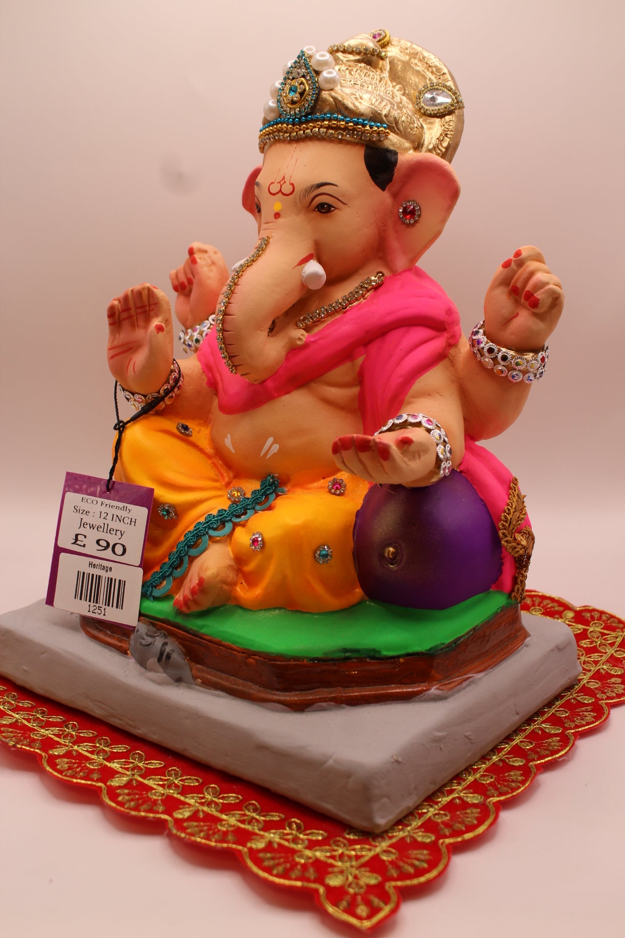 Eco-Friendly Ganesh Visarjan idol, Jewellery Style Pink Khes & Saffron Dhoti, close-up