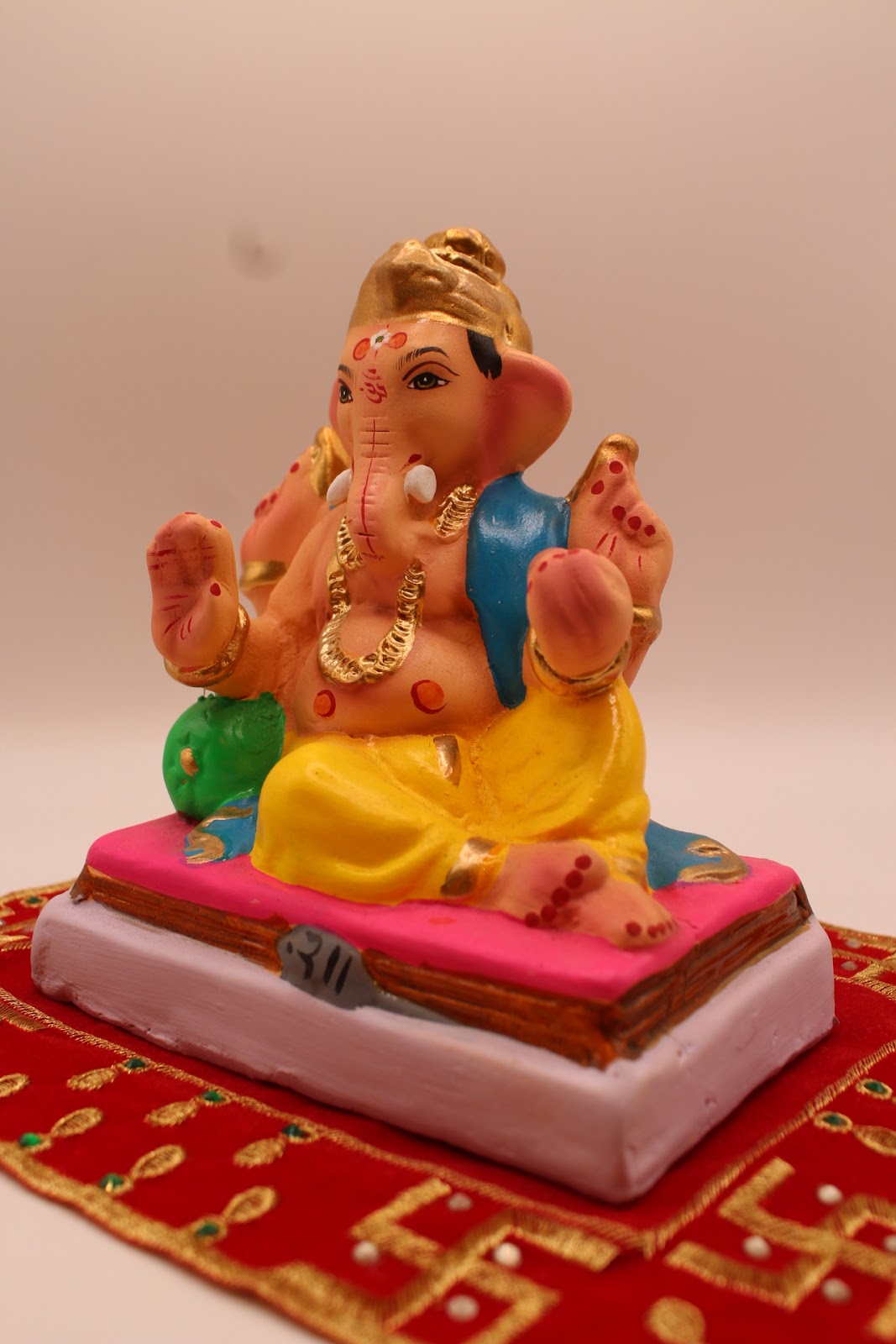 Eco-friendly 6 inch Ganesh idol, opposite side view