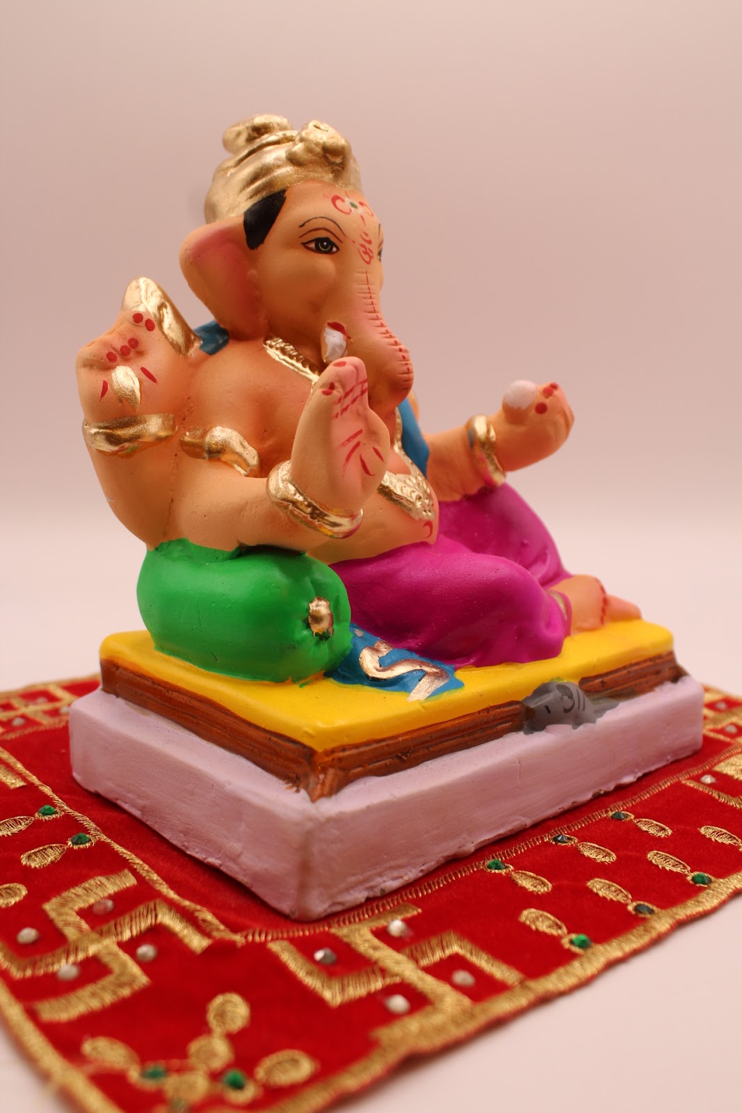 Eco-friendly 6 inch Ganesh idol, side view