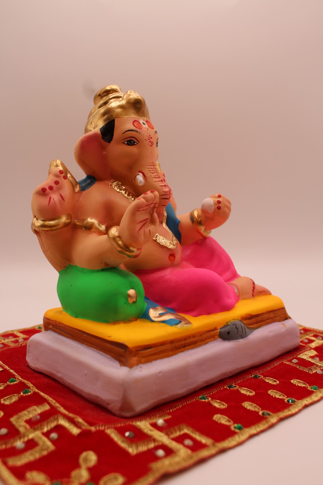 Eco-friendly 6 inch Ganesh idol, side view