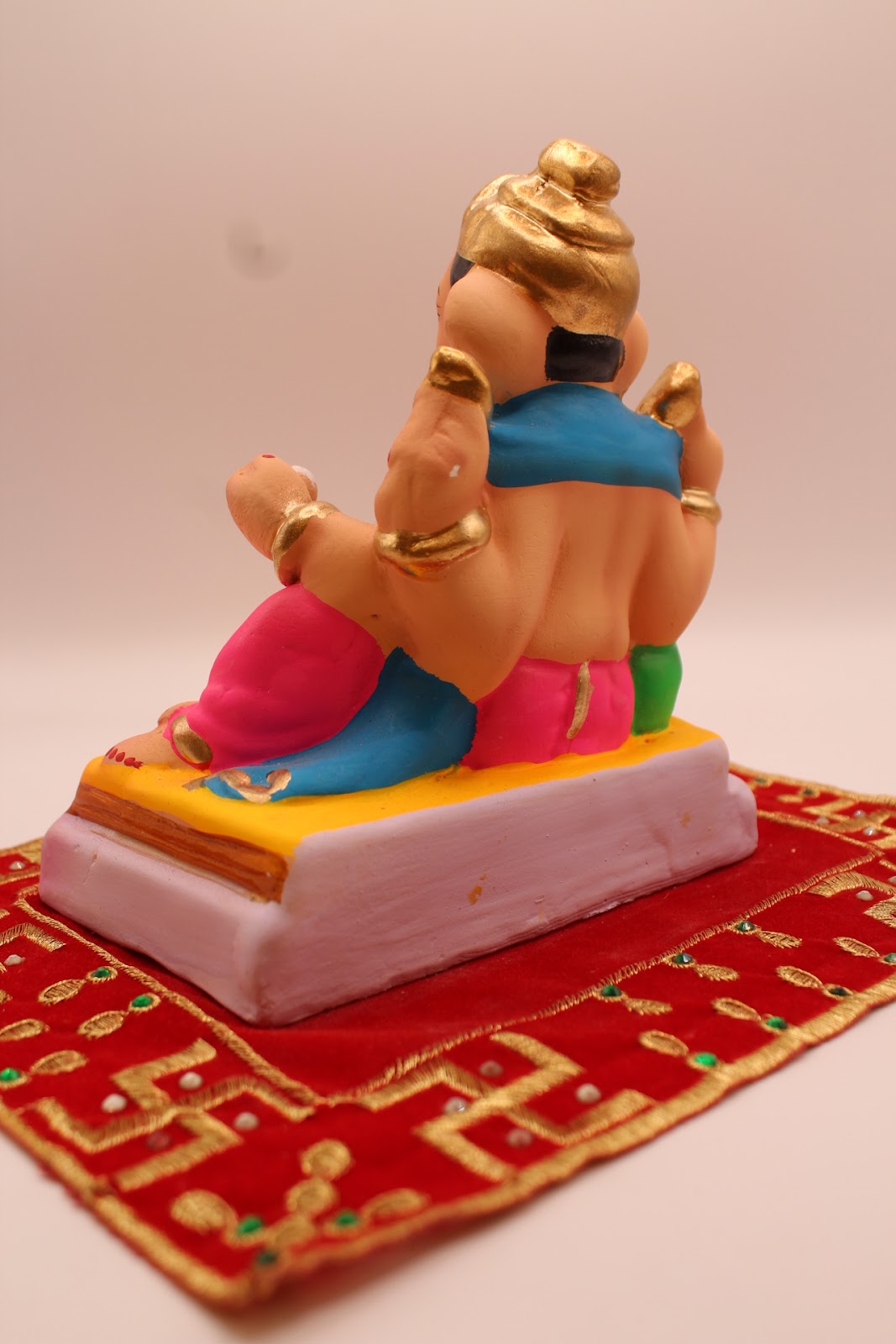 Eco-friendly 6 inch Ganesh idol, back view