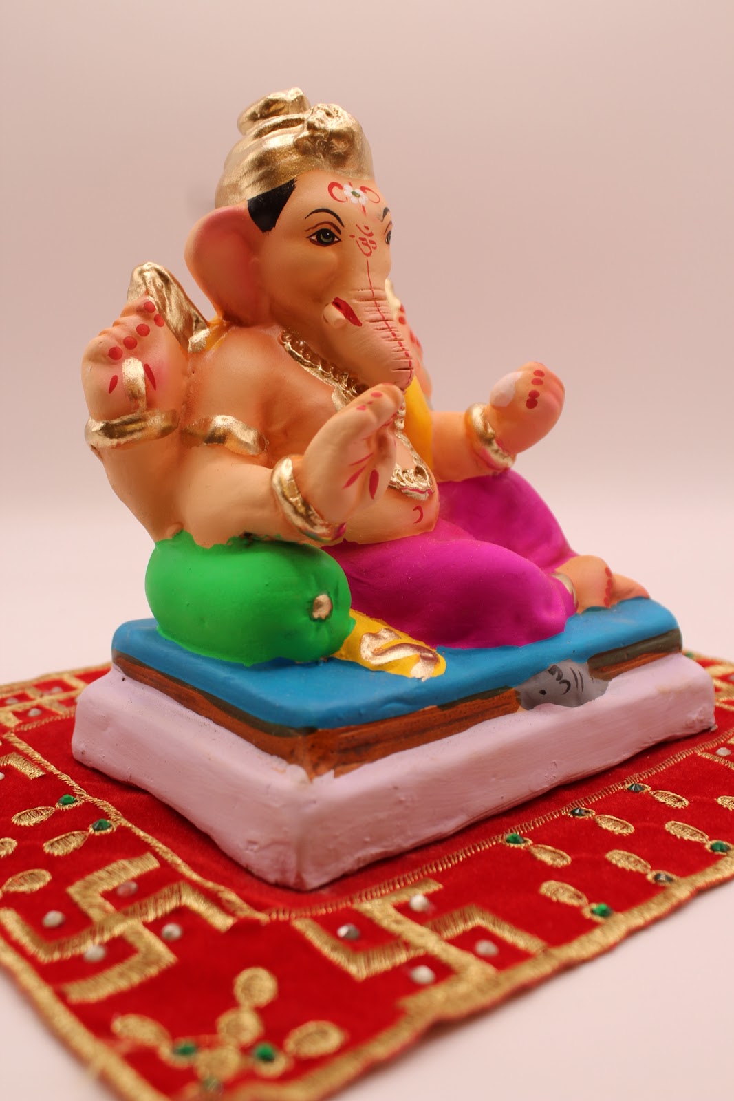 Eco-friendly 6 inch Ganesh idol, side view