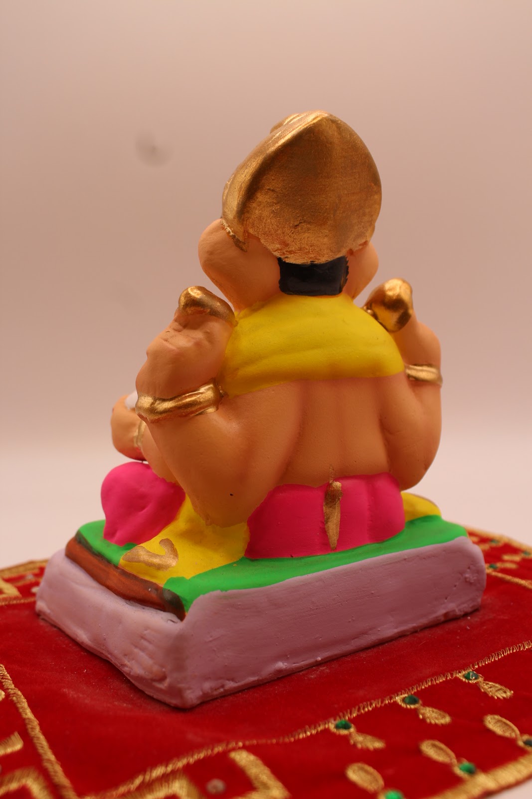Eco-friendly 6 inch Ganesh idol, back view