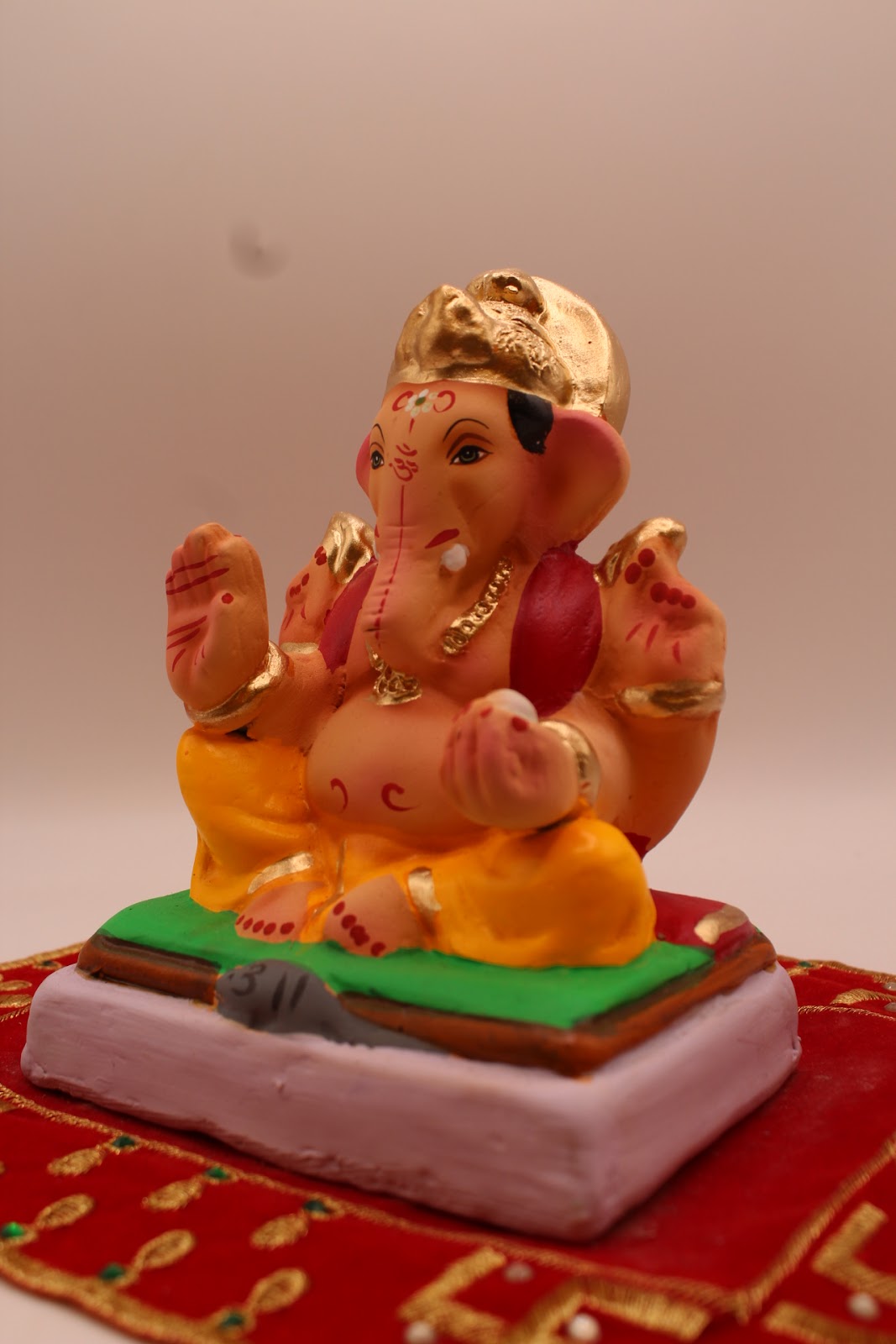 Eco-friendly 6 inch Ganesh idol, opposite side view