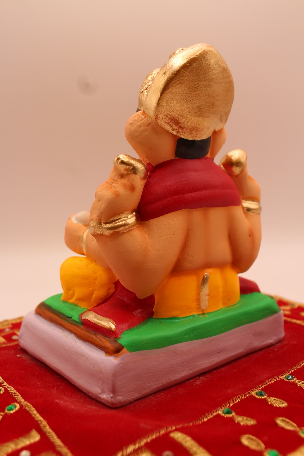 Eco-friendly 6 inch Ganesh idol, back view