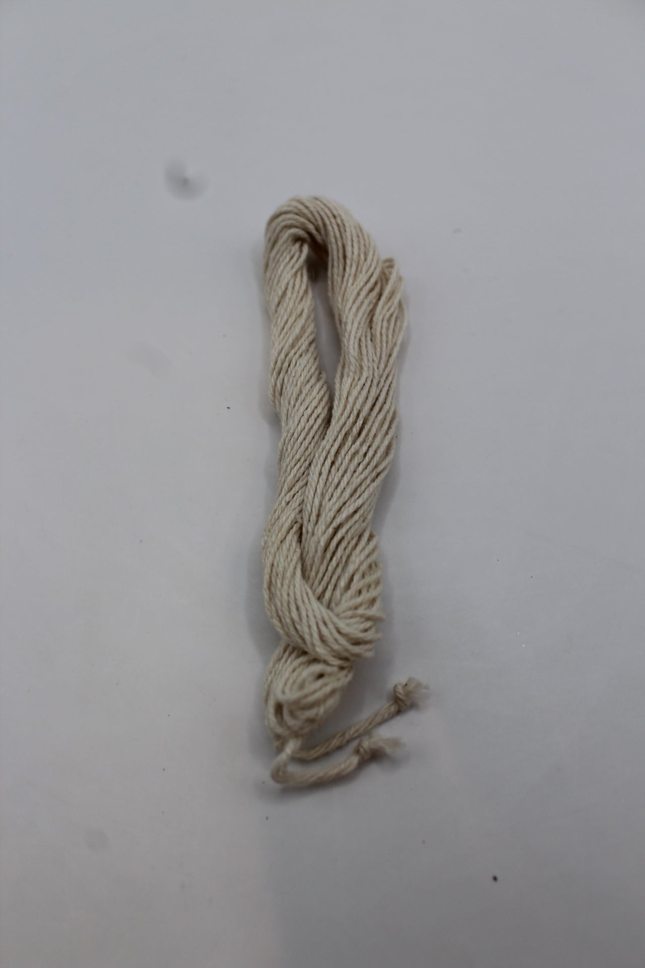 Janoi yajnopavitam sacred thread, white thread detail