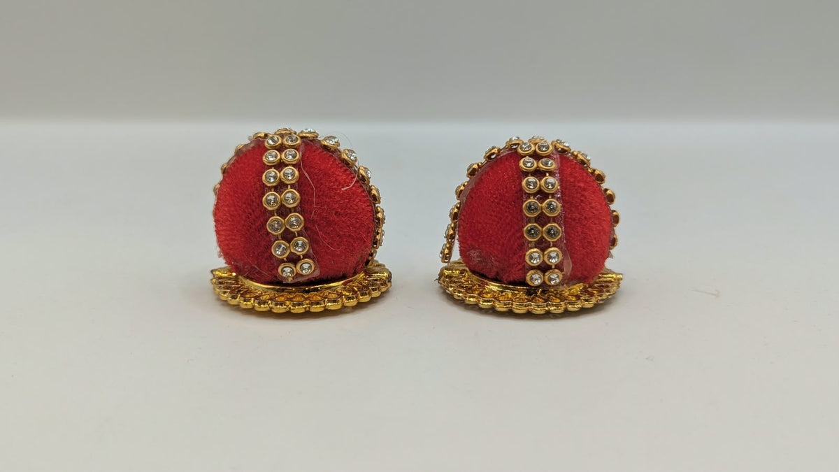 Riddhi Siddhi faces pair, back view